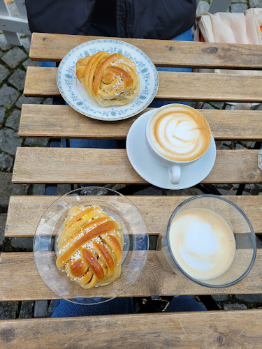 Comentarii opinii despre Solros Kafe og Bakeri