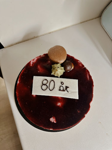 Opinii despre Baker Nordby Vinterbro Senter în Vinterbro - Gastronomi og hotellvirksomhet