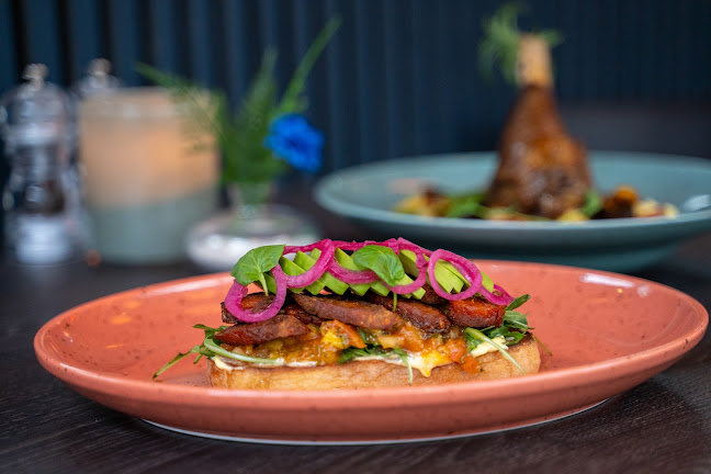 Opinii despre MM Café & Bar în Bergen - Gastronomi og hotellvirksomhet