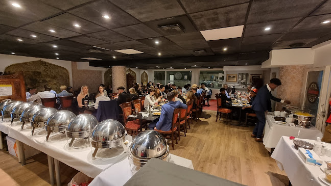 Shalimar Tandoori Restaurant - Gastronomi og hotellvirksomhet