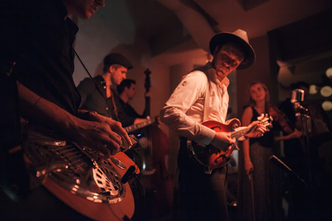 Parksalongen - Gastronomi og hotellvirksomhet