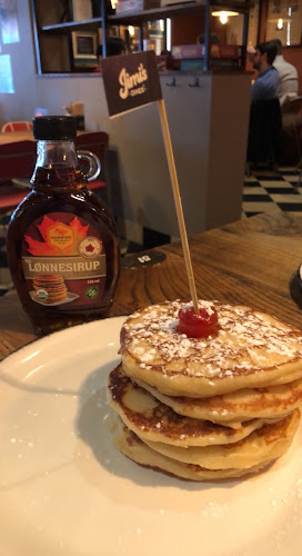 Jimi's Diner - Gastronomi og hotellvirksomhet