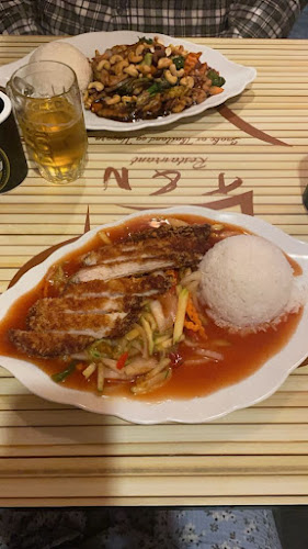 Opinii despre Diner Thai & Thai DA în Kristiansund - Gastronomi og hotellvirksomhet