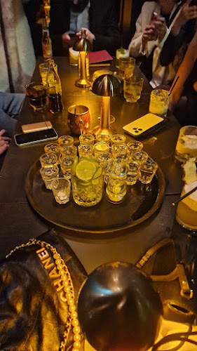 Bar Bardot - Gastronomi og hotellvirksomhet