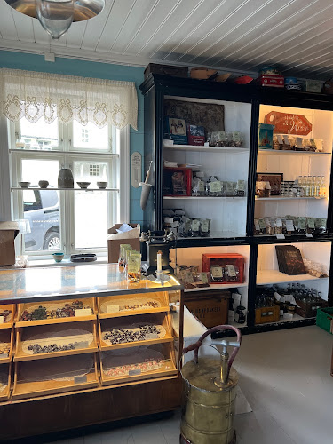 Comentarii opinii despre E.H. Vaage Landhandel, bageri & dampskibsexpedition