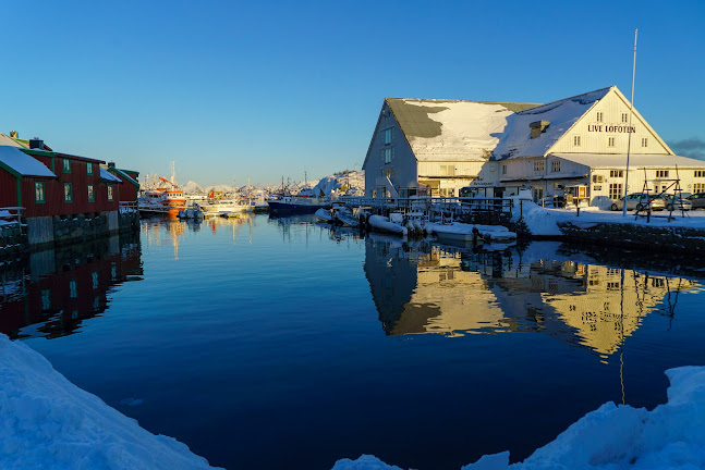Skjærbrygga & Burekka AS - Gastronomi og hotellvirksomhet