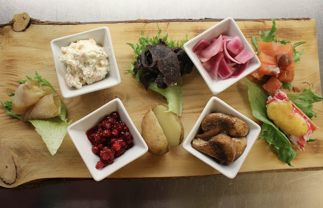 Opinii despre Bugøynes Bistroen în Bugøynes - Gastronomi og hotellvirksomhet