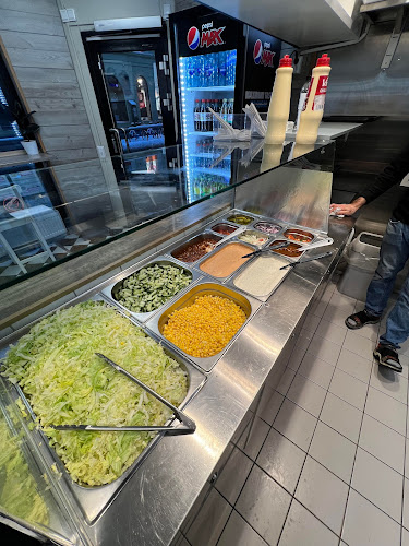 Opinii despre Dronningens Kebab în Oslo - Gastronomi og hotellvirksomhet