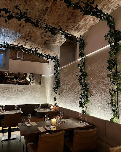 FYR Bistronomi & Bar