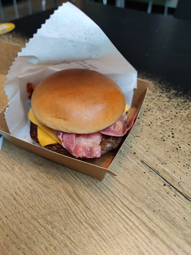 Comentarii opinii despre McDonald's Vågen