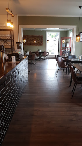 Kafe Bohem - Gastronomi og hotellvirksomhet