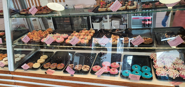 Happy Donuts AS - Gastronomi og hotellvirksomhet