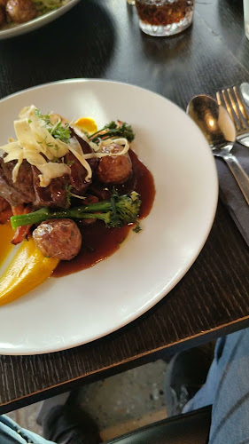 No4 Restaurant & Bar