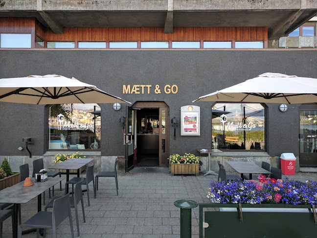 Opinii despre Mætt & Go Eteri og Landhandleri în Kristiansund - Gastronomi og hotellvirksomhet