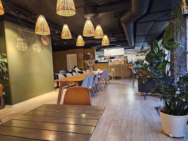 Gánh Pho & Banh Mi - Gastronomi og hotellvirksomhet