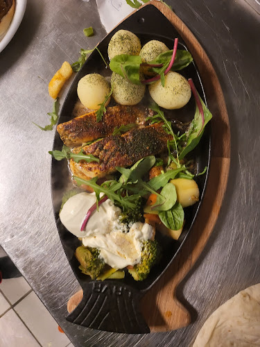 Milano Mat og Vinhus - Gastronomi og hotellvirksomhet