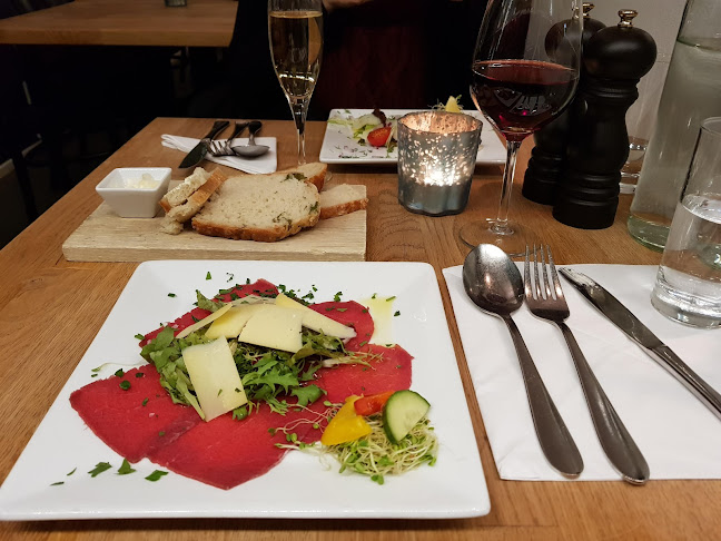 Elias mat & sånt - Gastronomi og hotellvirksomhet