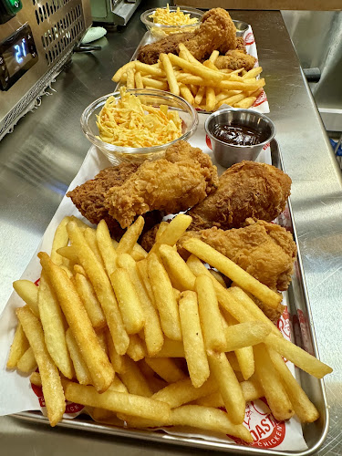 Comentarii opinii despre Campino Pizza Sandefjord & La Kokido Braoster Chicken