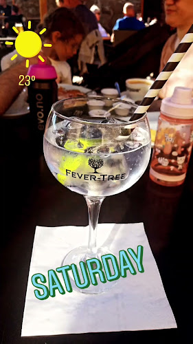 Café Magenta - Gastronomi og hotellvirksomhet