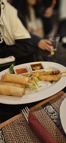 Siam Ratree - Gastronomi og hotellvirksomhet