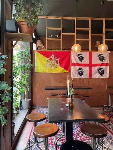 Tempo Tempo - Gastronomi og hotellvirksomhet