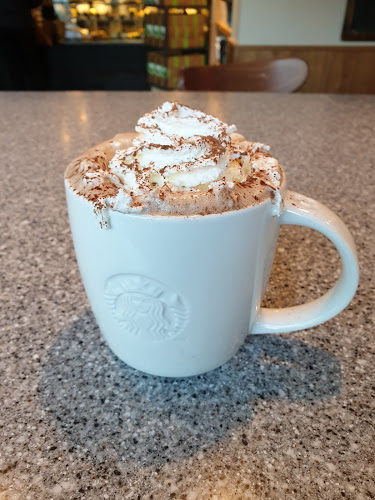 Starbucks Klubbgata - Gastronomi og hotellvirksomhet