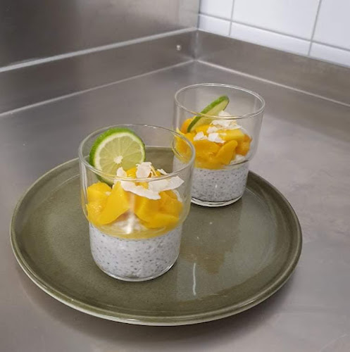 Comentarii opinii despre Bar G18