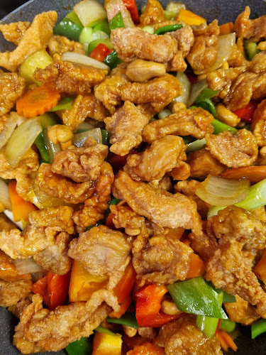 Comentarii opinii despre Moni Thaimat