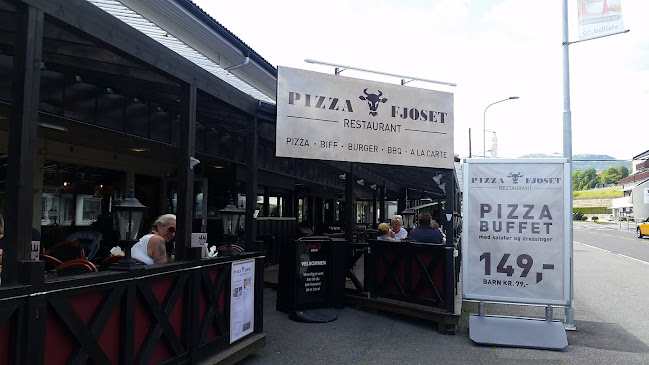 Pizzafjoset AS - Gastronomi og hotellvirksomhet