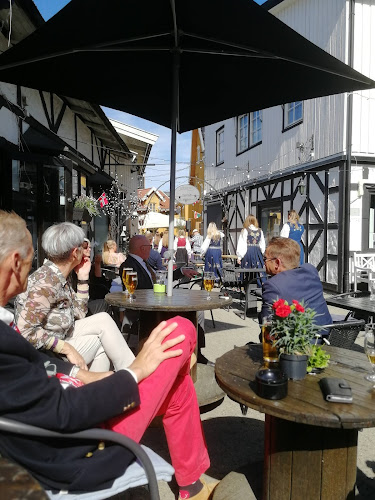 Opinii despre Bytinget Drøbak în Drøbak - Gastronomi og hotellvirksomhet