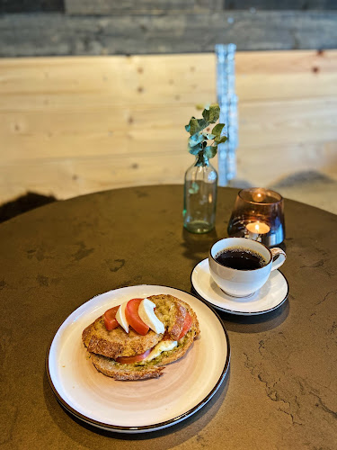 Comentarii opinii despre Melkebaren