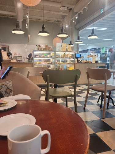 Opinii despre Baker Nordby Vinterbro Senter în Vinterbro - Gastronomi og hotellvirksomhet