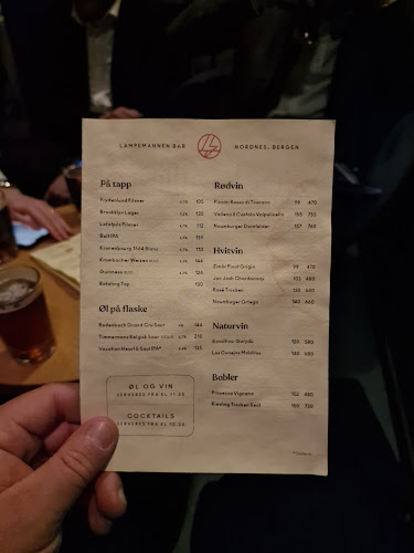 Lampemannen Bar - Gastronomi og hotellvirksomhet