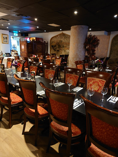 Shalimar Tandoori Restaurant - Gastronomi og hotellvirksomhet