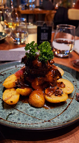 Opinii despre Sanremo Restaurant & Pizzeria în Oslo - Gastronomi og hotellvirksomhet