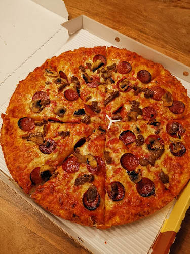 Bowlingen Cafe - Gastronomi og hotellvirksomhet