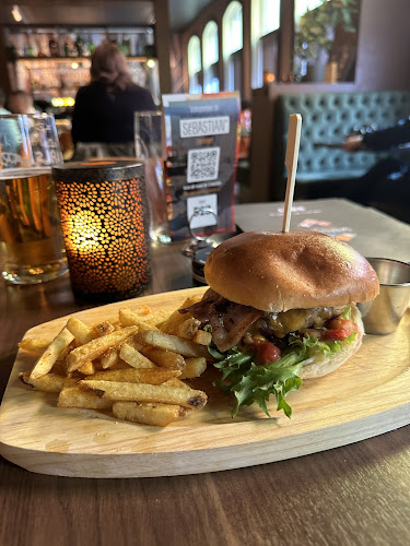 San Sebastian Levanger - Gastronomi og hotellvirksomhet