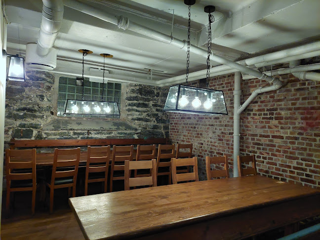 Comentarii opinii despre Bar 3