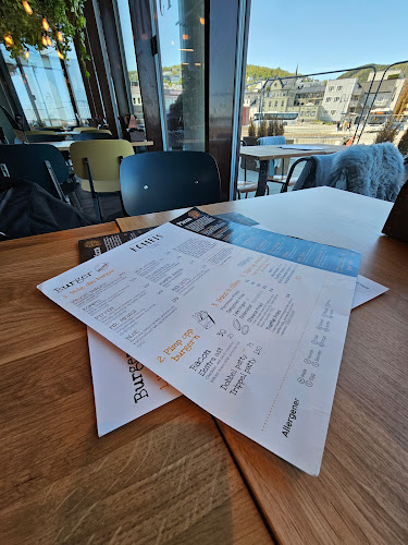 Comentarii opinii despre Kompis Harstad