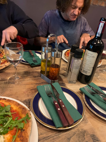 Arte Pazza Filetto Ristorante - Gastronomi og hotellvirksomhet