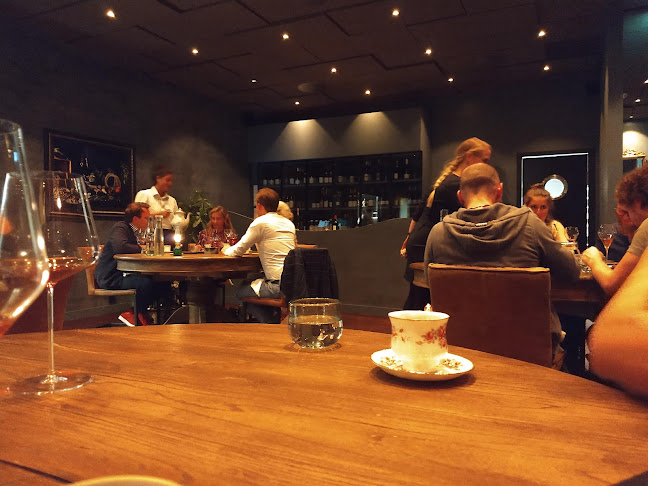 Opinii despre Restaurant Rest în Oslo - Gastronomi og hotellvirksomhet