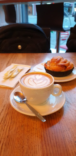 Dromedar Kaffebar Moxness - Gastronomi og hotellvirksomhet