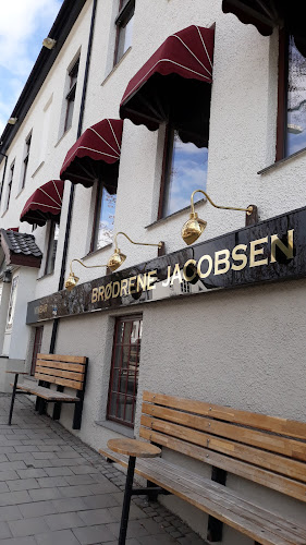 Comentarii opinii despre Docile Kontor & Pub