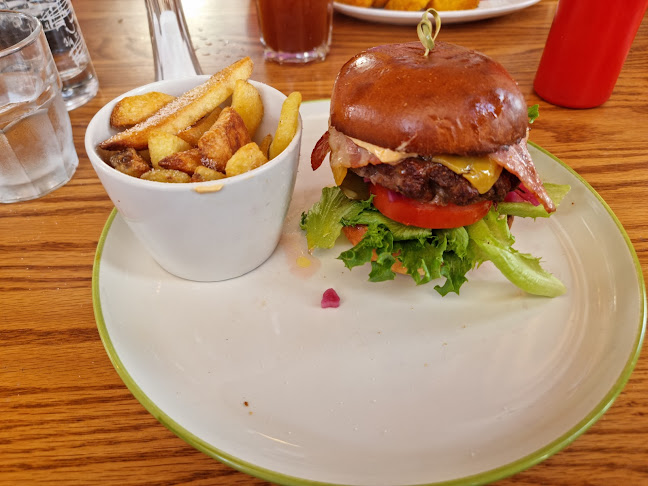 Torggata 4, 4580 Lyngdal