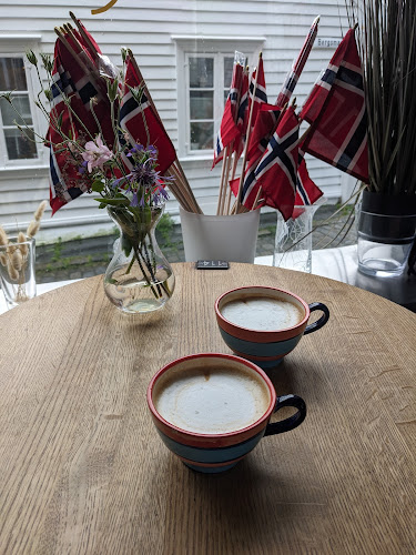 FrK Krag Café - Gastronomi og hotellvirksomhet