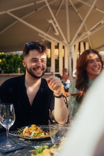 Comentarii opinii despre Foyn Bar & Restaurant