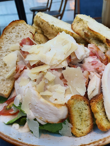 Little Eataly - CC Gjøvik - Gastronomi og hotellvirksomhet