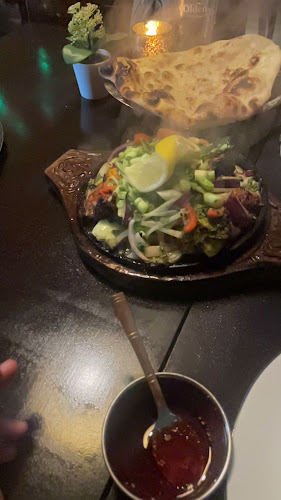 Opinii despre Himalayan Nepali Restaurant în Oslo - Gastronomi og hotellvirksomhet