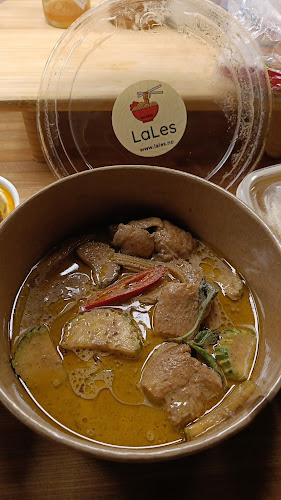 LaLes Spicy Thai - Gastronomi og hotellvirksomhet