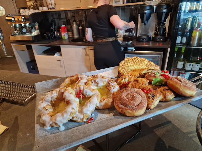 Opinii despre Hongri în Rognan - Gastronomi og hotellvirksomhet